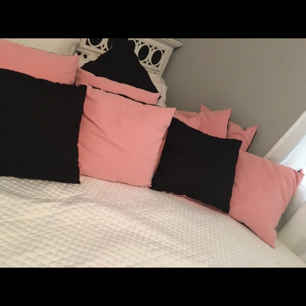 12 Pink and black accent pillow